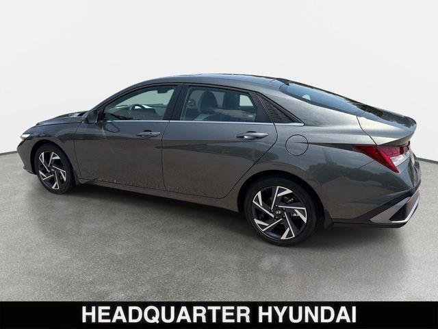 New 2026 Gray Hyundai Limited image 4