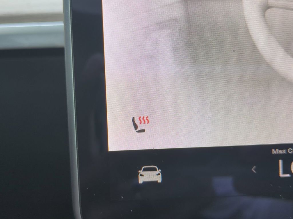 2021 Tesla Model Y Long Range - Photo 28