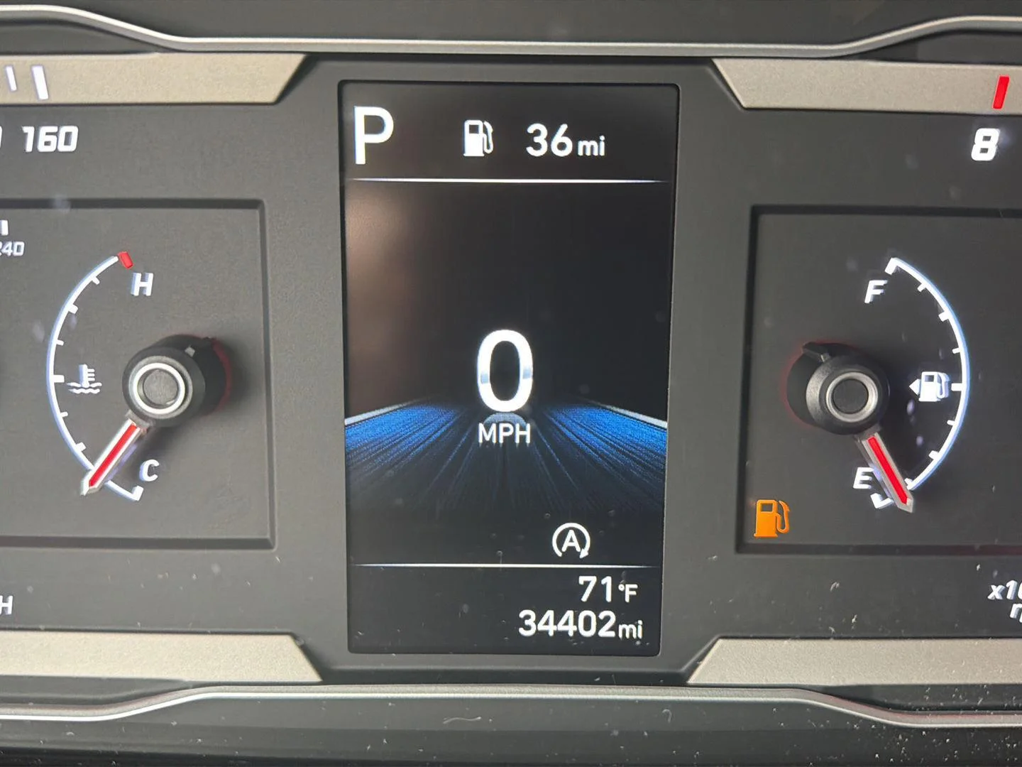 Used 2023 Phantom Black Hyundai SEL image 7