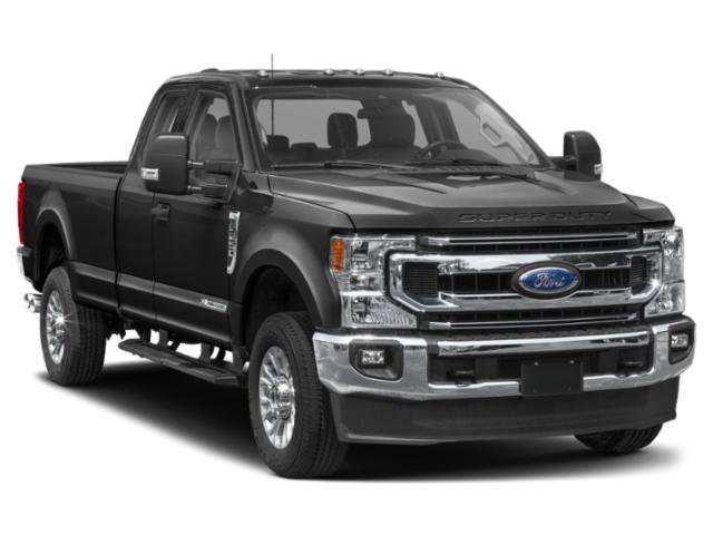 Used 2022  Ford  image 6