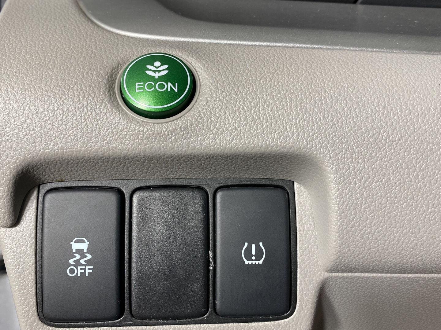 Used 2014  Honda EX image 19
