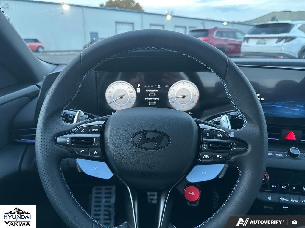 2026 Hyundai Elantra N - Photo 14