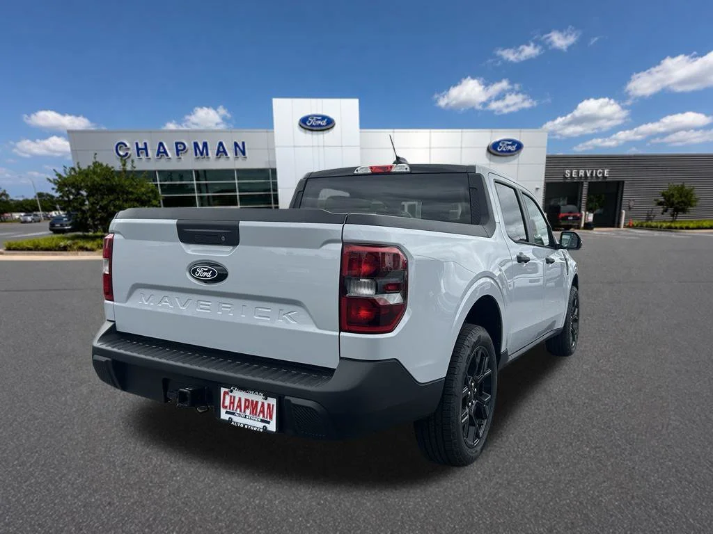 New 2026 Space White Metallic Ford XLT image 5