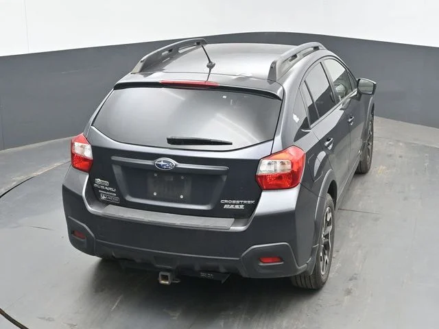 Used 2016 Gray Subaru 2.0i Premium image 23