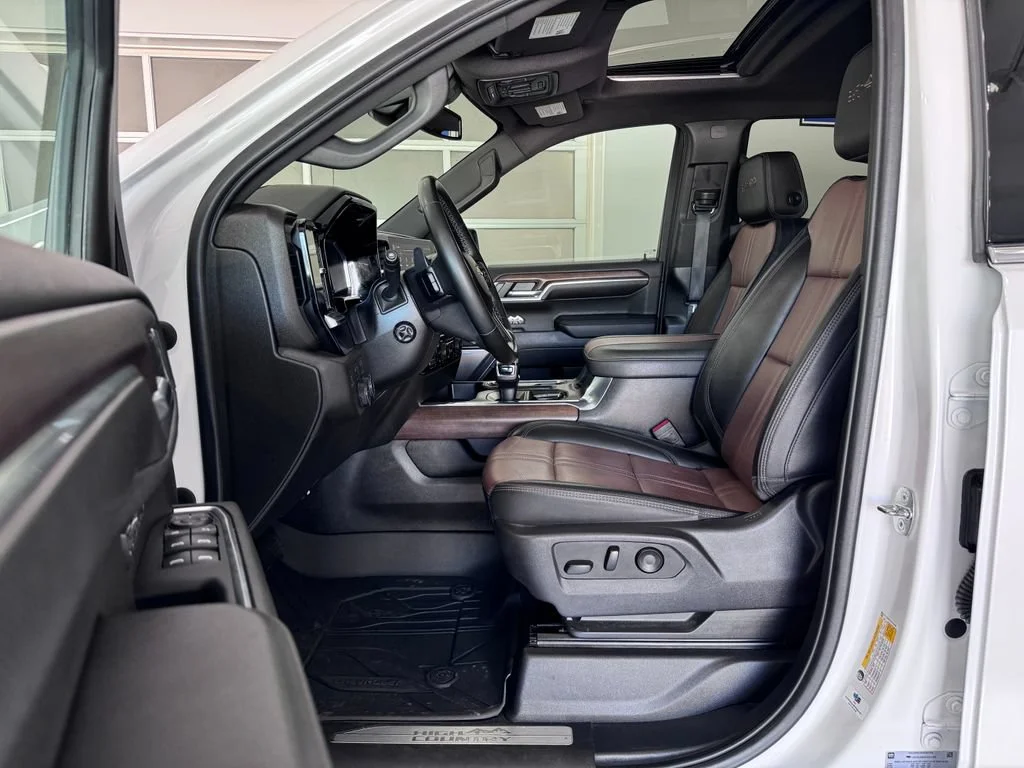 2023 Chevrolet Silverado 1500 High Country - Photo 11