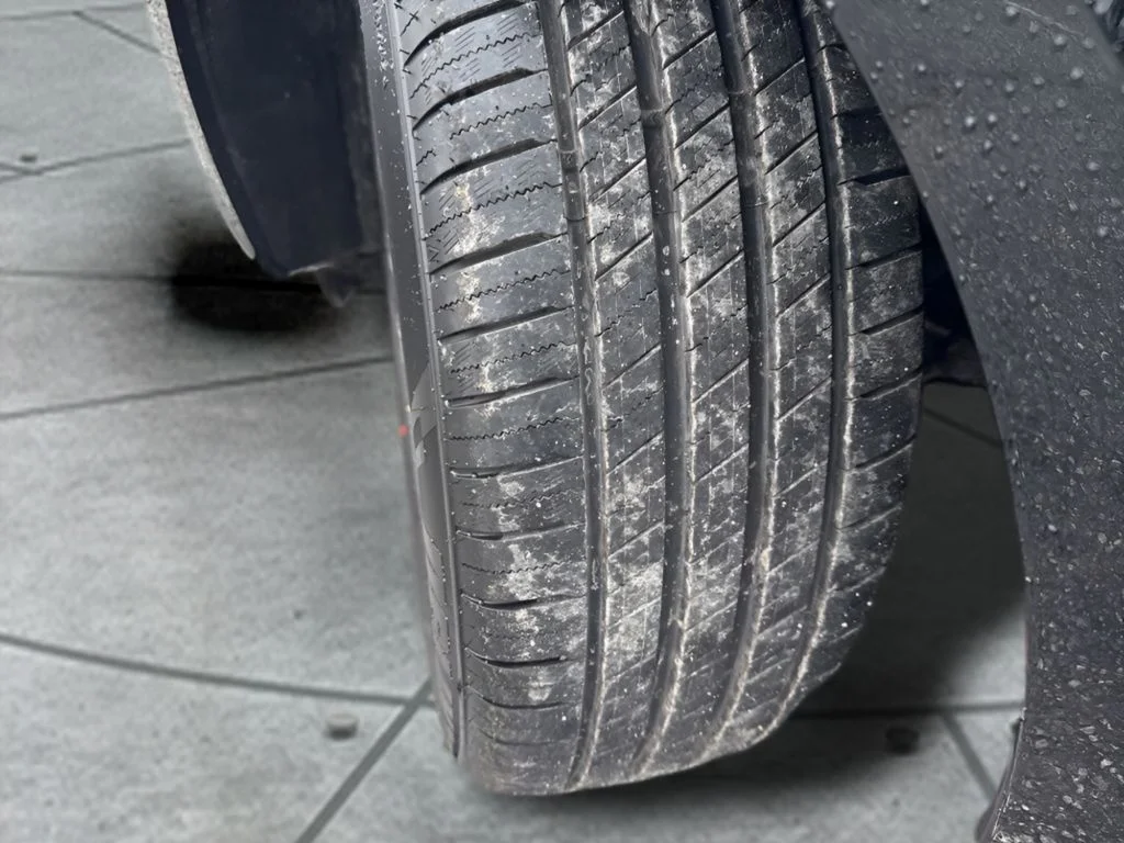 Used 2025 Black Nissan 2.5 SV image 29