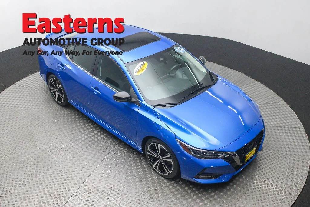 Used 2023 Blue Nissan SR image 3