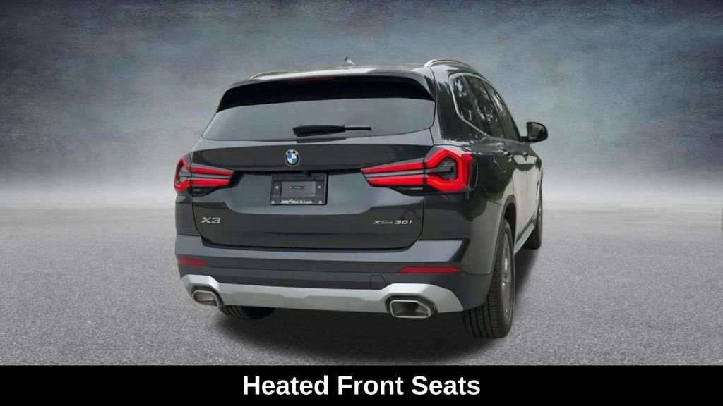 Used 2024 Gray BMW xDrive30i image 24