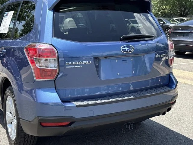 Used 2016 Blue Subaru 2.5i Limited image 11