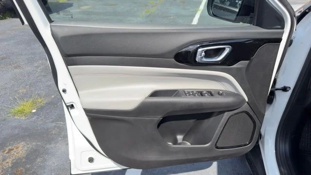 New 2026 White Jeep Limited image 12