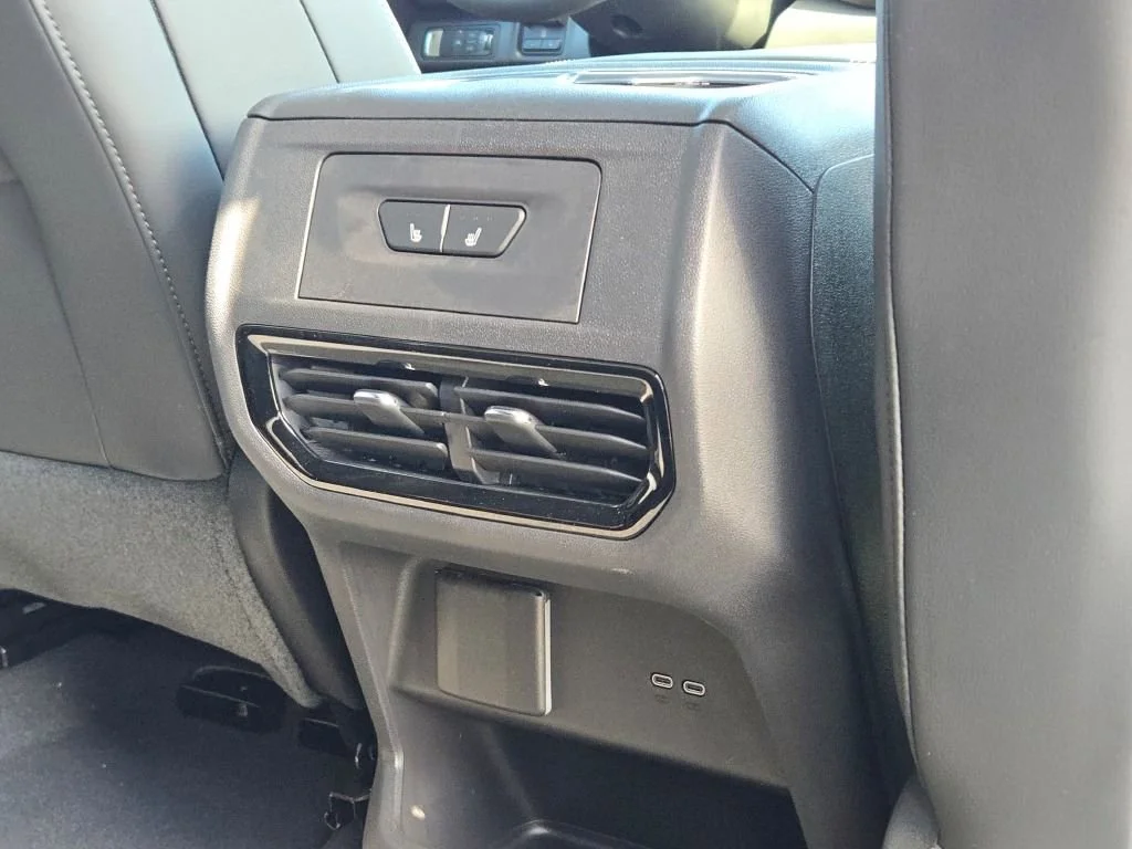 2026 Chevrolet Silverado EV LT - Photo 11