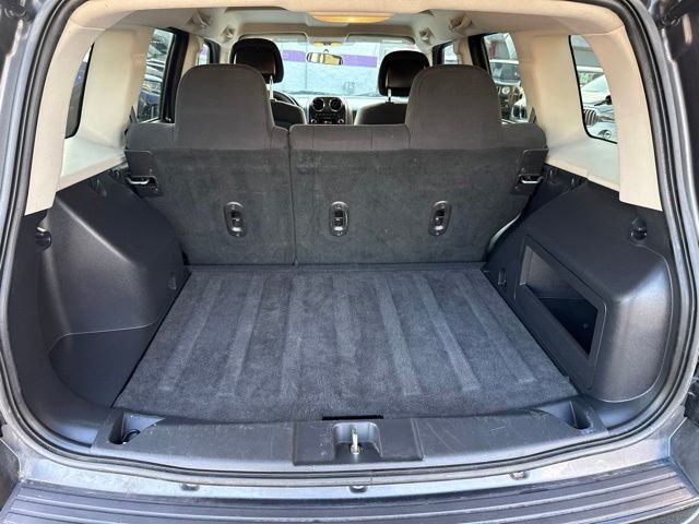 Used 2015 Gray Jeep Sport image 16