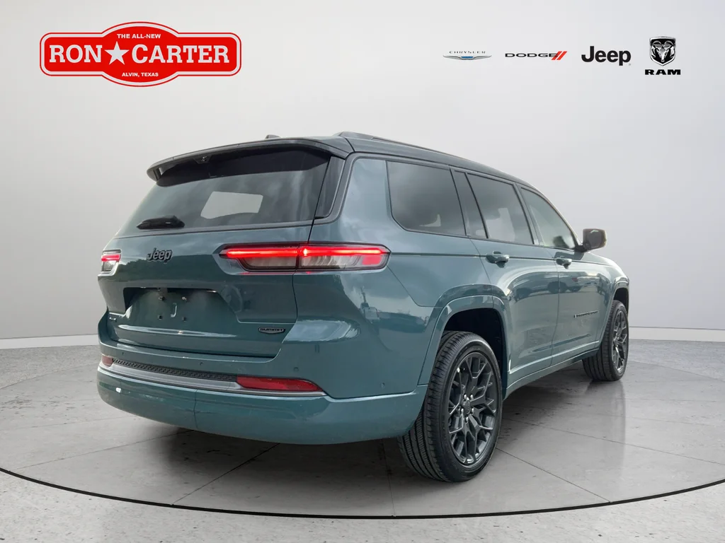 New 2026 Steel Blue Exterior Paint Jeep Summit image 6