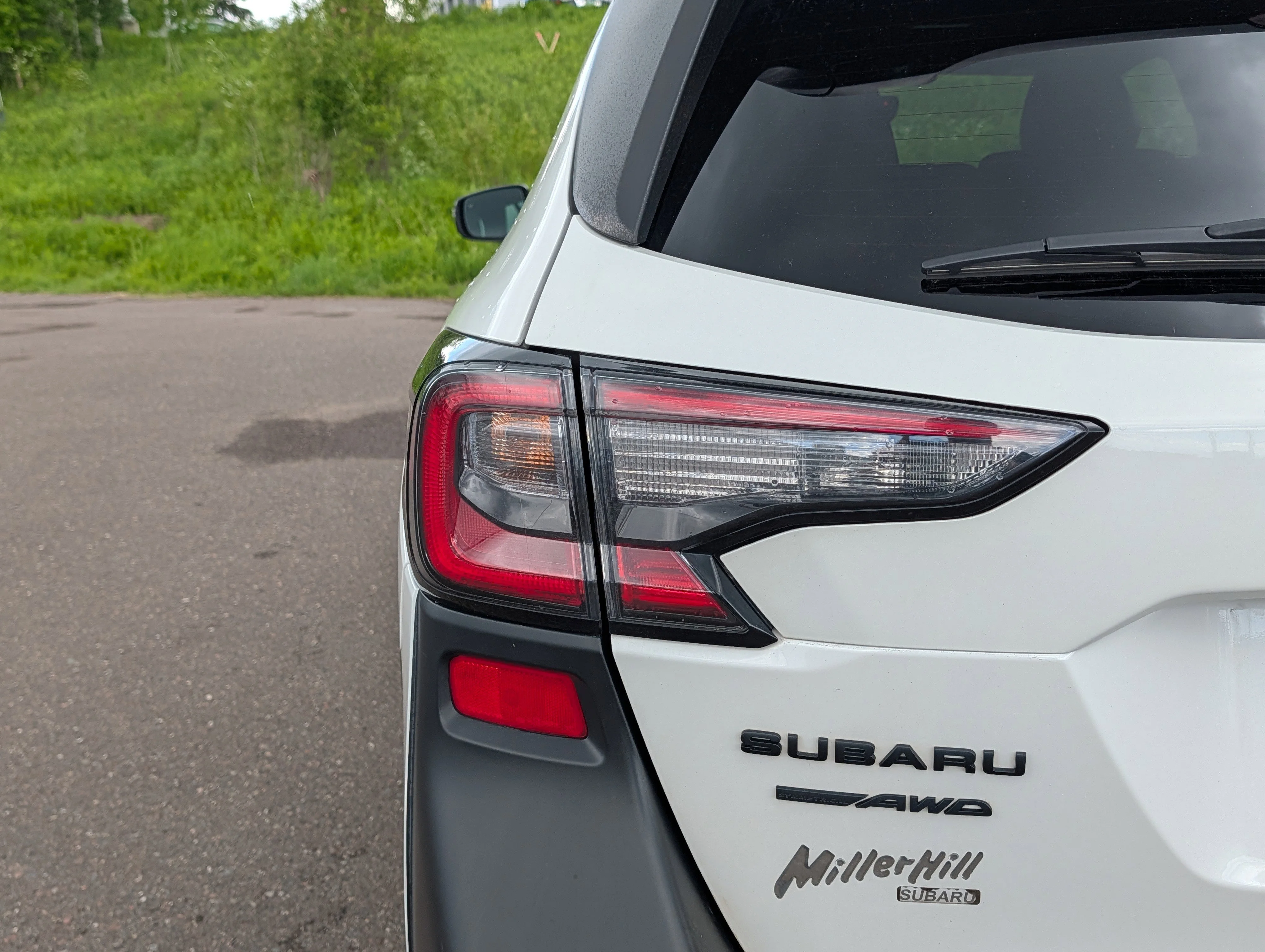 Used 2023 Crystal White Pearl Subaru Wilderness image 17