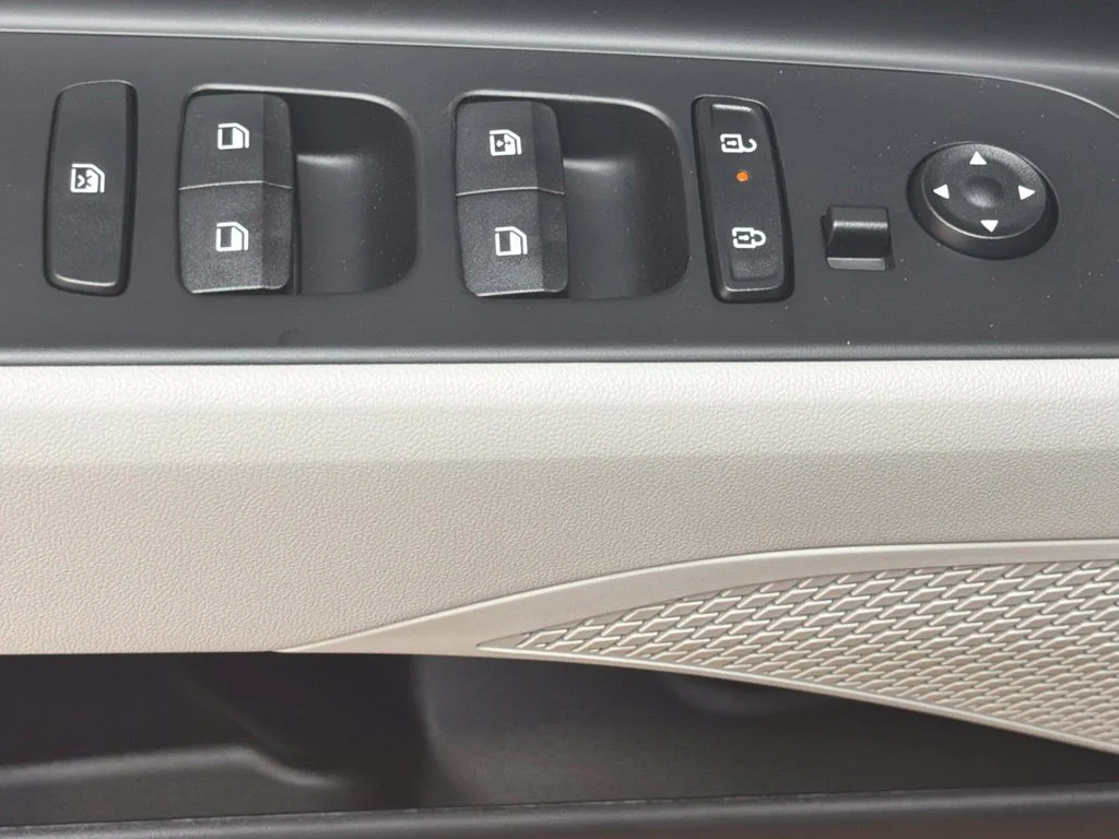 New 2026 Serenity White Hyundai SEL Sport Plus image 22