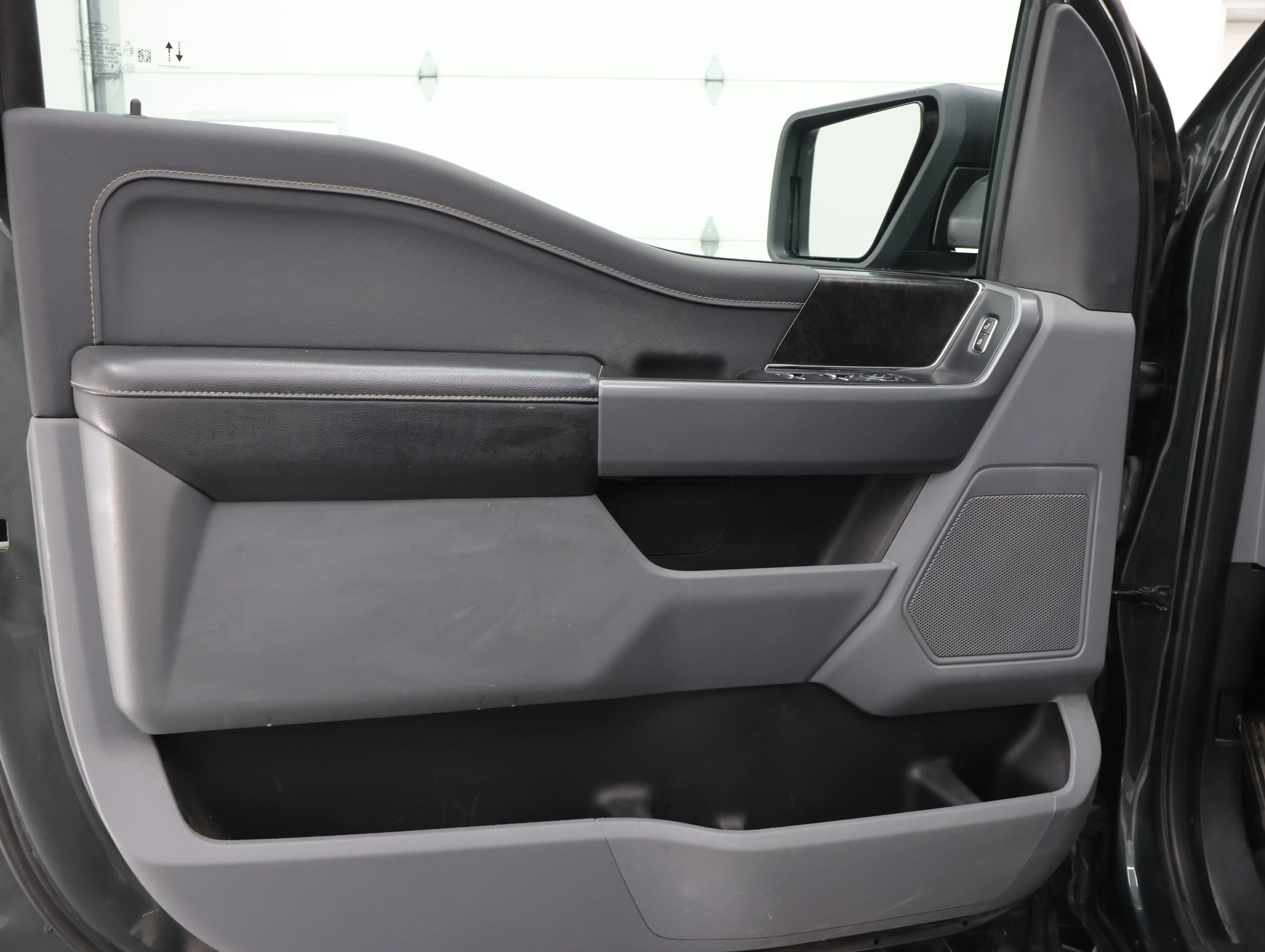 Used 2021 Guard Metallic Ford XLT image 42
