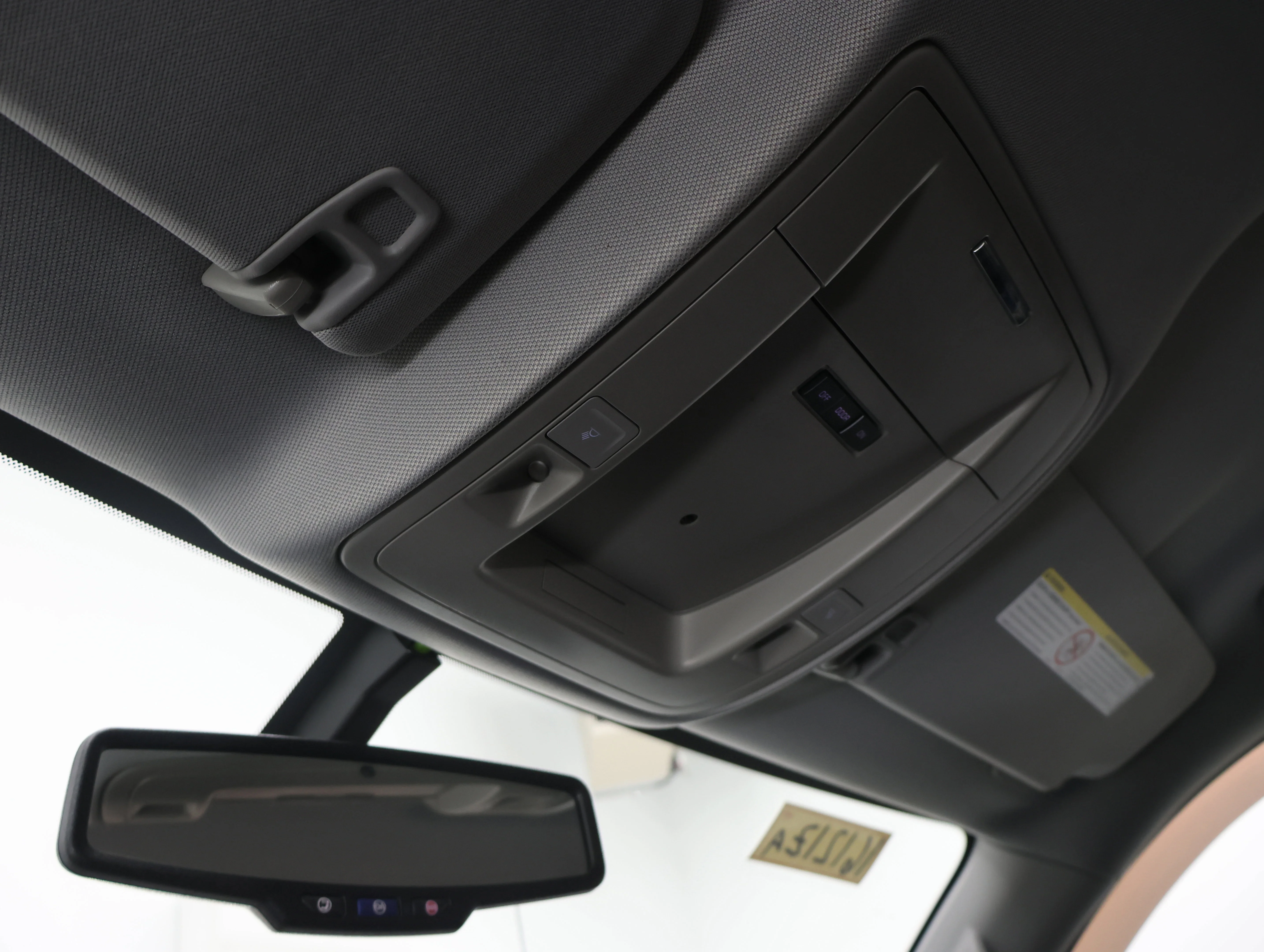 Used 2015 Summit White Chevrolet LT image 12