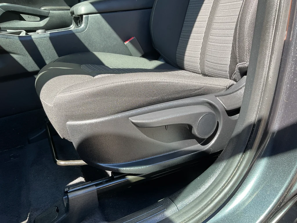 Certified Used 2024 Gray Kia LX image 15