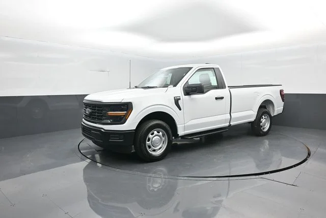 New 2026 Oxford White Ford XL image 4