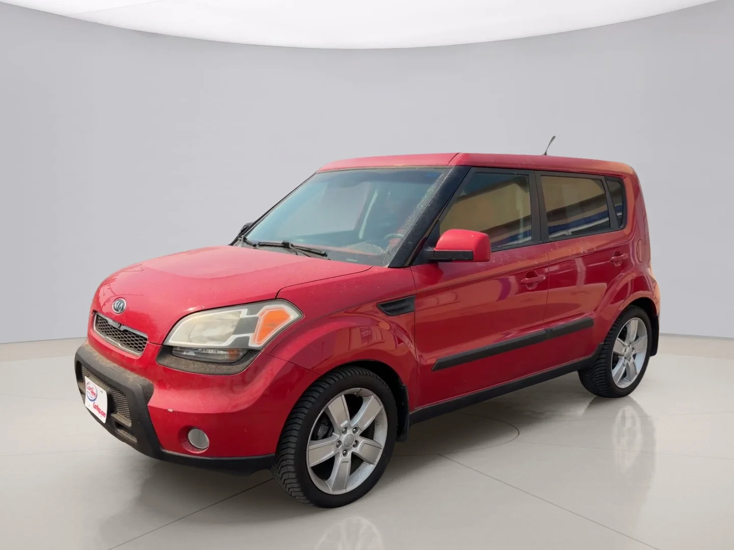 Used 2011 Red Kia ! WAGON image 1