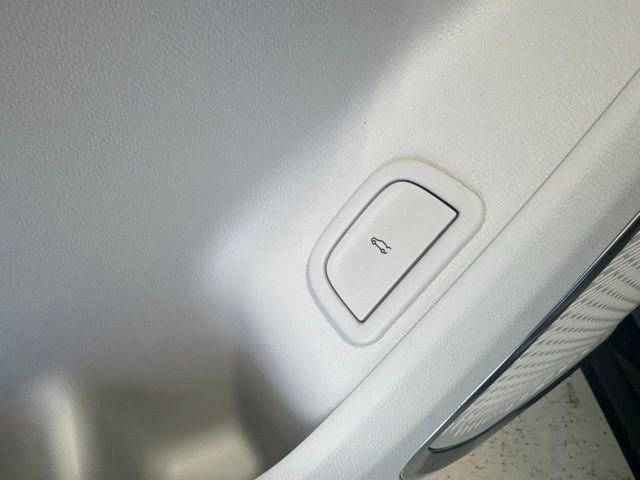 2026 GMC Acadia Denali - Photo 6