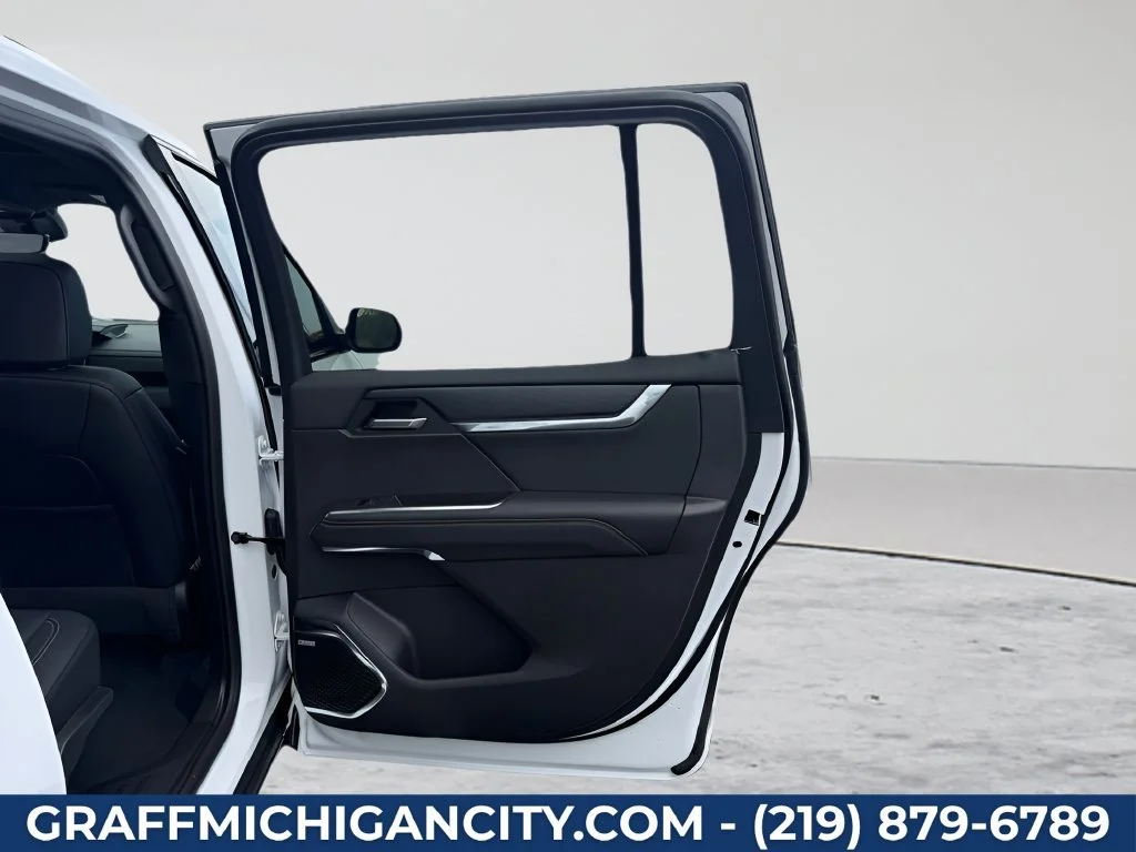 2026 GMC Acadia Elevation - Photo 33