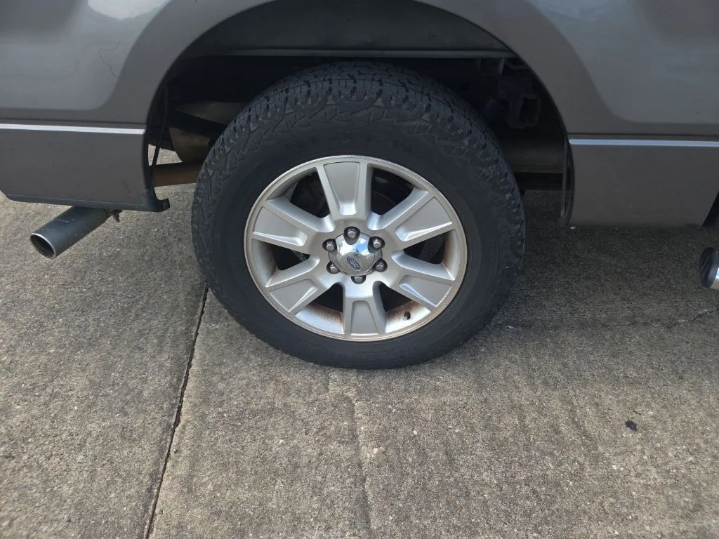 Used 2012 Sterling Gray Metallic Ford XLT image 18