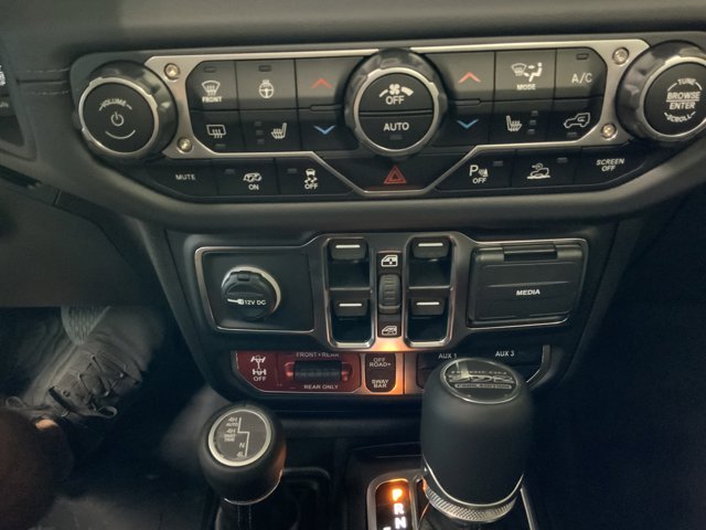 2025 Jeep Wrangler 4-Door Rubicon 392 Final Edition - Photo 36