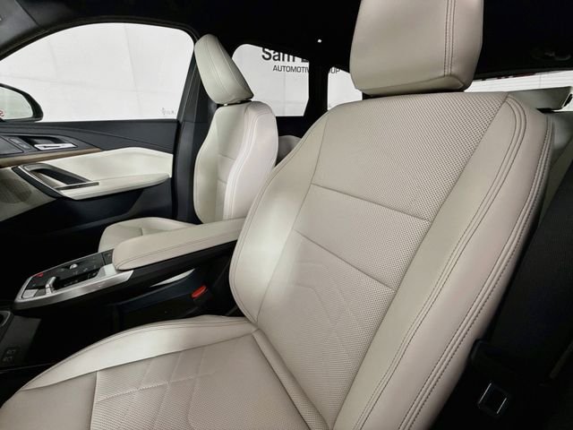 New 2026 Green Metallic BMW xDrive28i image 21