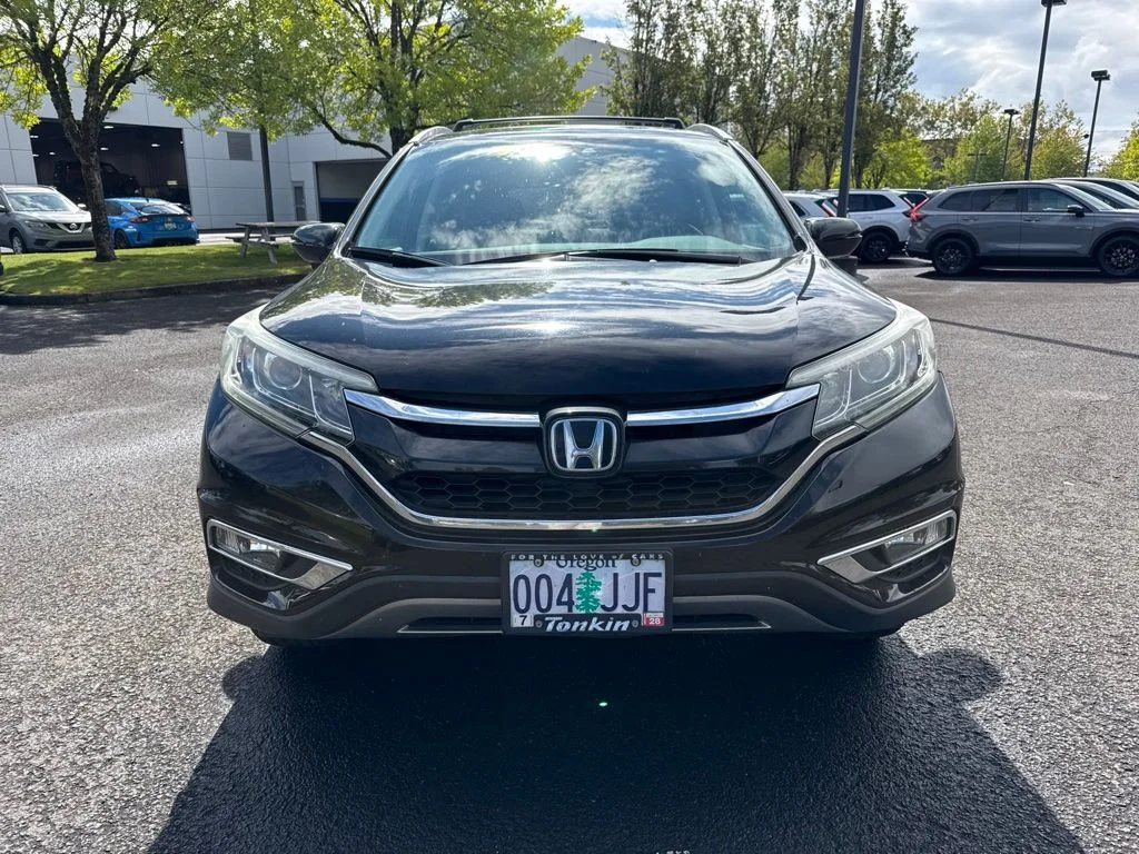 Used 2016 Crystal Black Pearl Honda Touring image 2