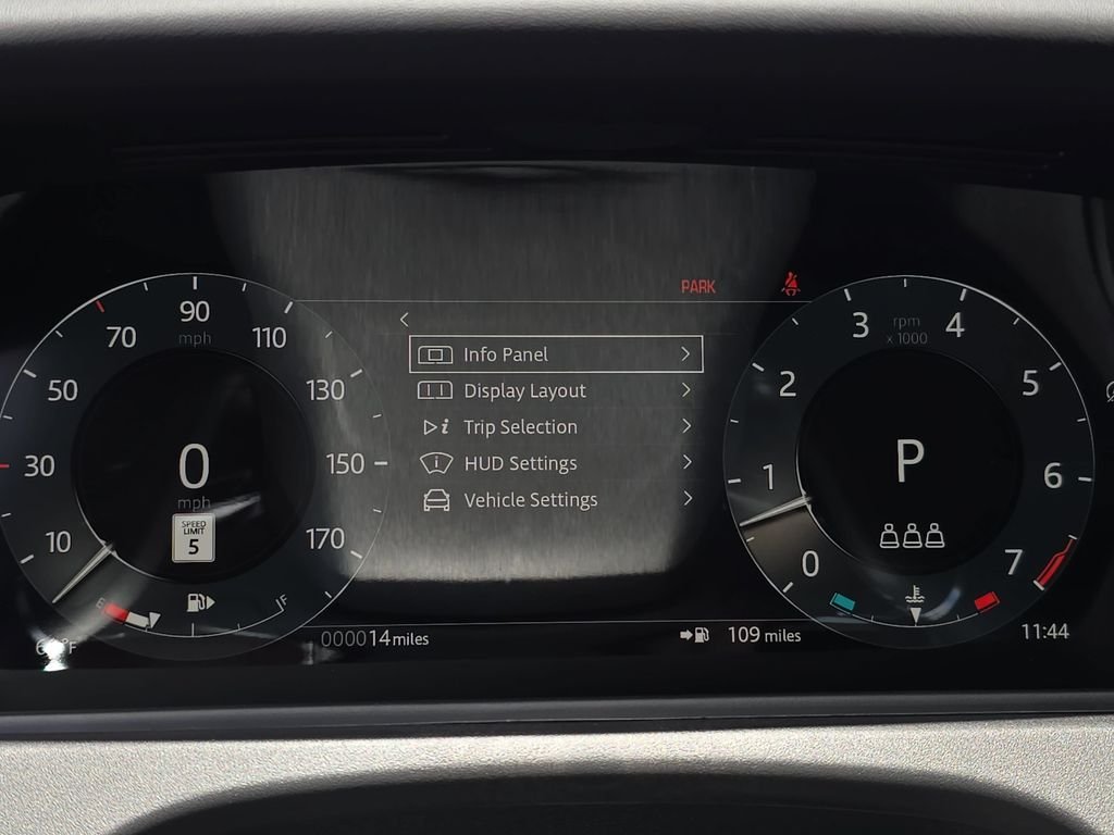 New 2026 Santorini Black LAND ROVER  image 19