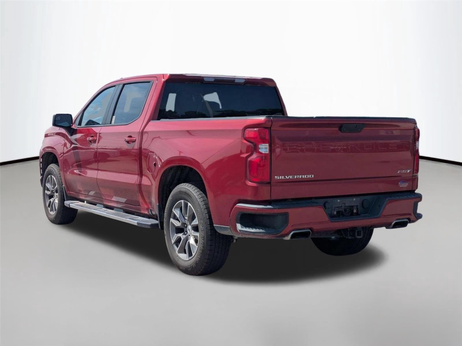 Used 2021 Cherry Red Tintcoat Chevrolet RST image 7