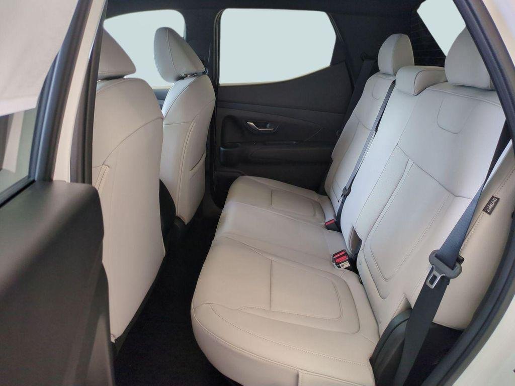 New 2026 White Hyundai SEL AWD image 23