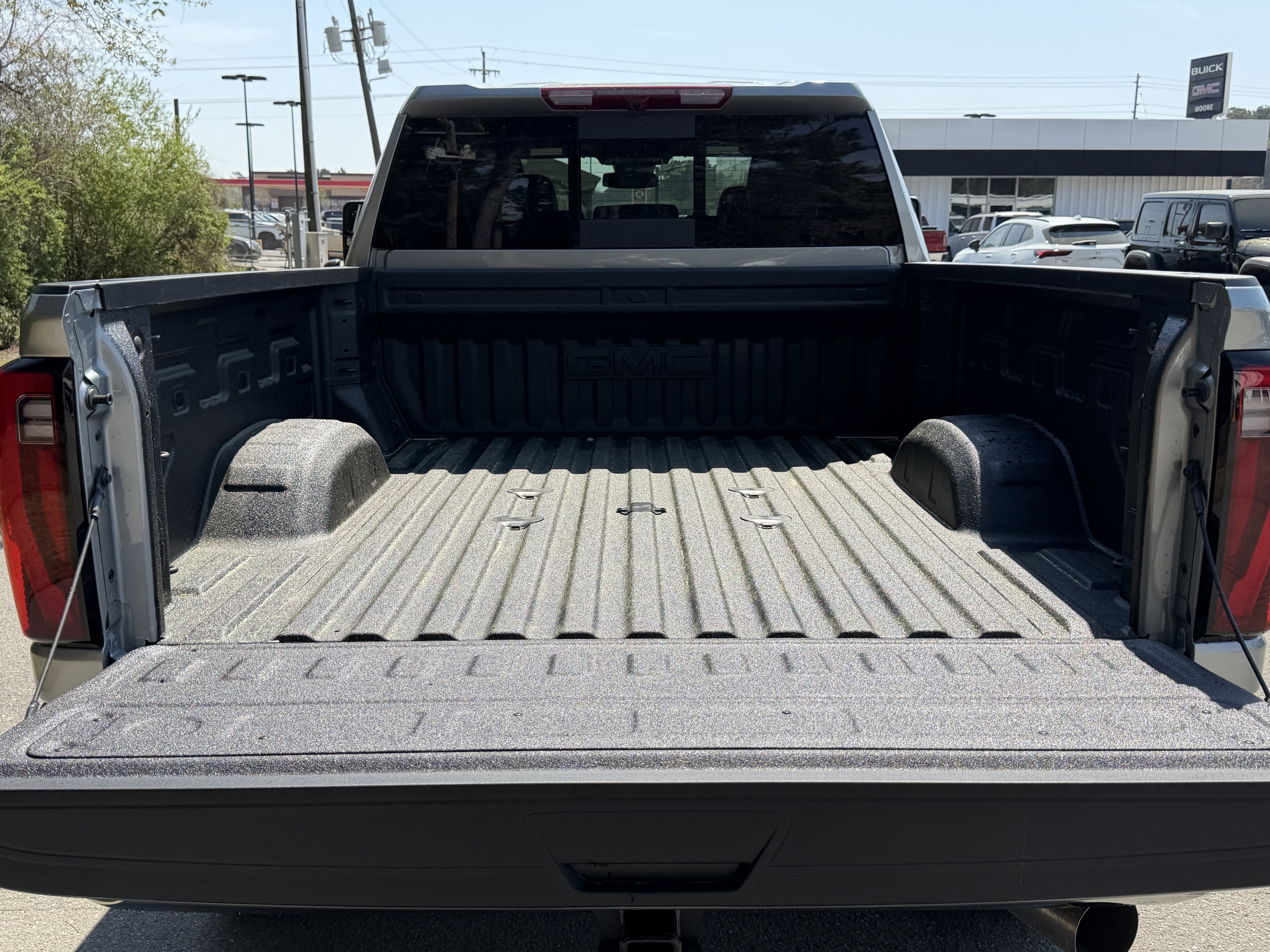 2026 GMC Sierra 2500HD SLT - Photo 6