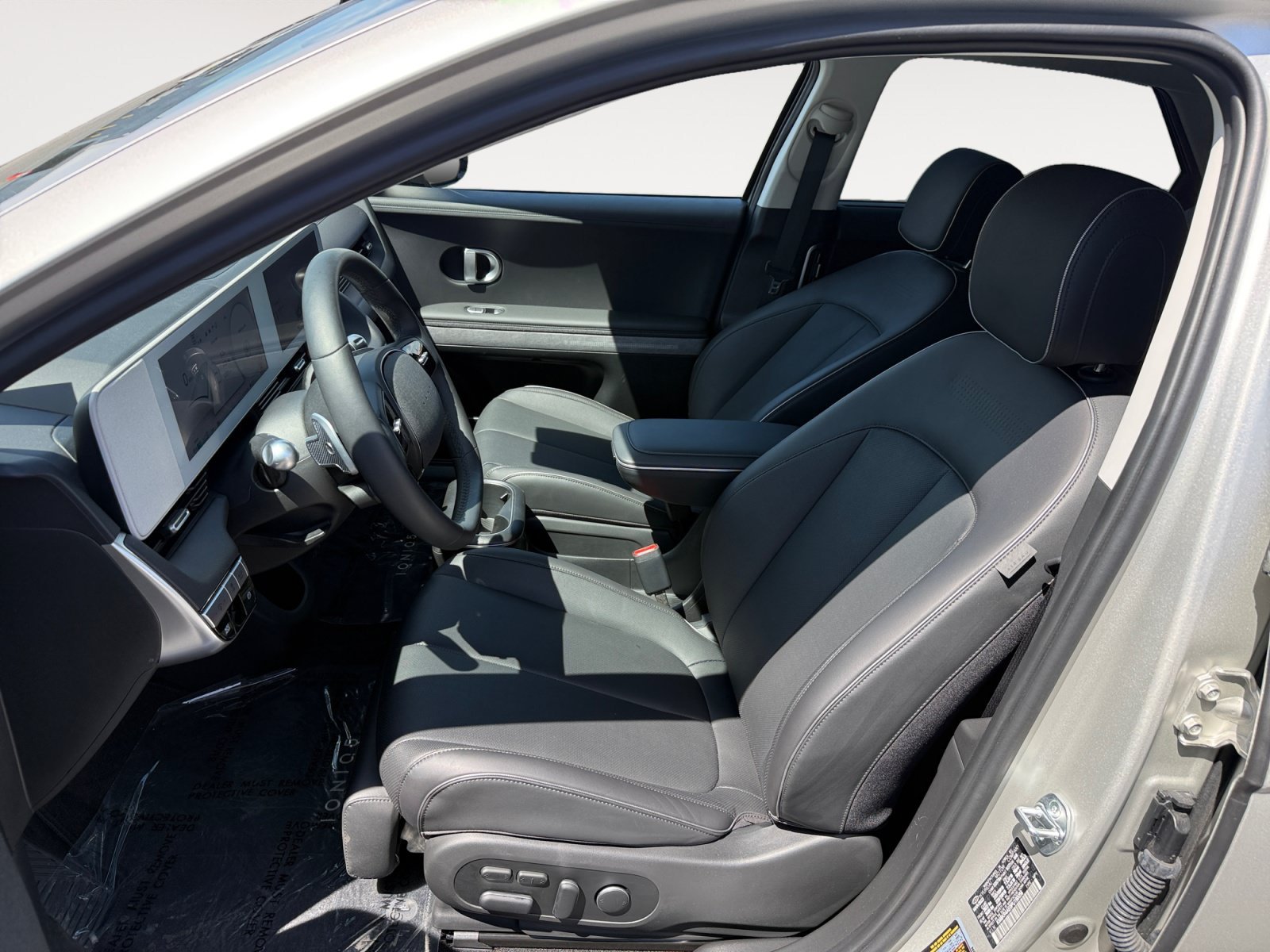 Certified Used 2023 Gold Hyundai Limited image 10