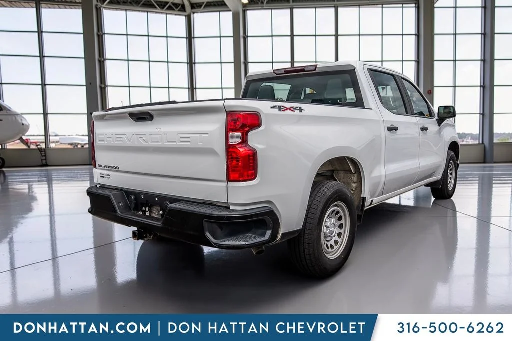 Used 2019 White Chevrolet WT image 28