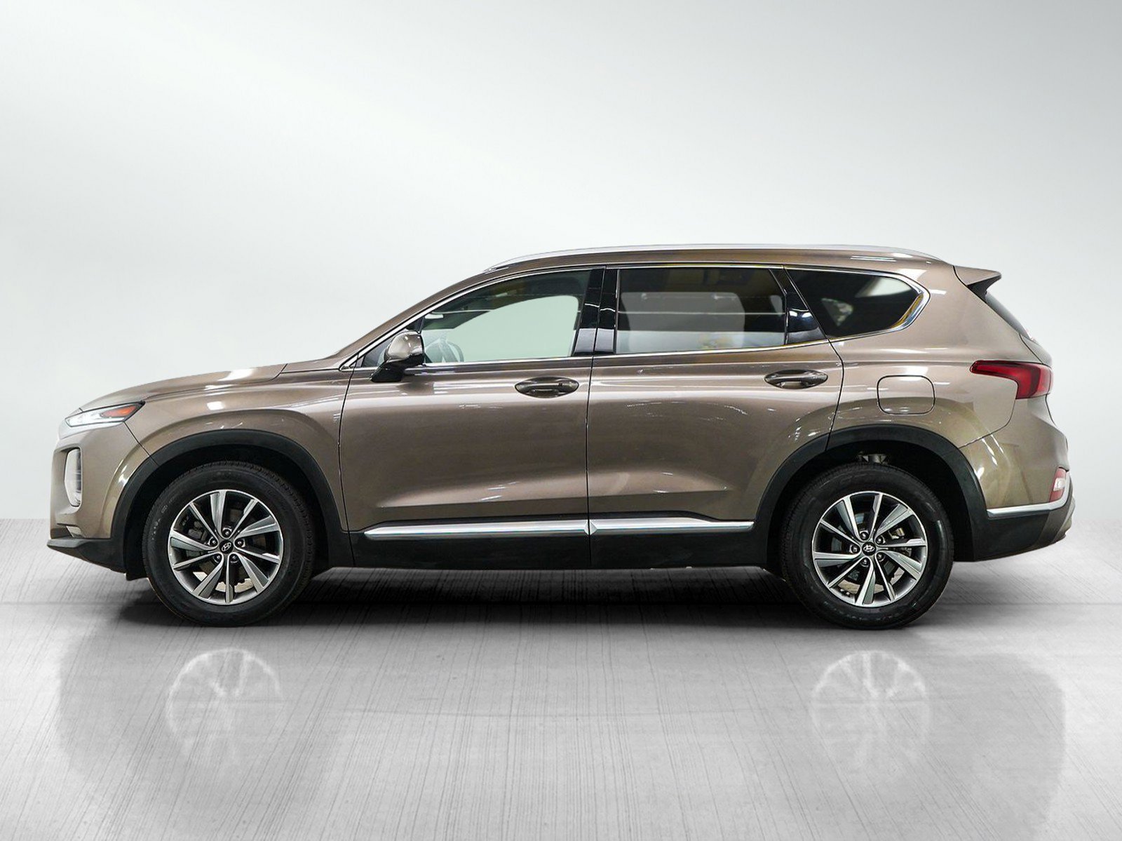 Used 2020 Hyundai Santa Fe SEL with VIN 5NMS33AD2LH146620 for sale in Burnsville, Minnesota