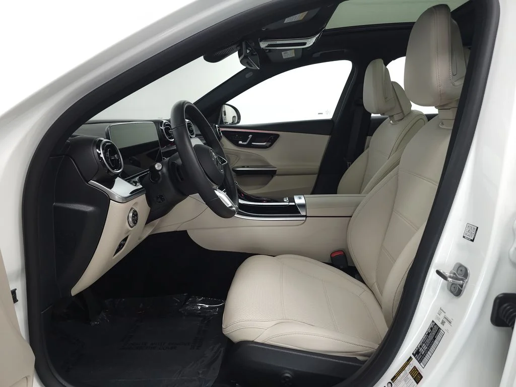 Used 2026 Polar White Mercedes-Benz C 300 image 7