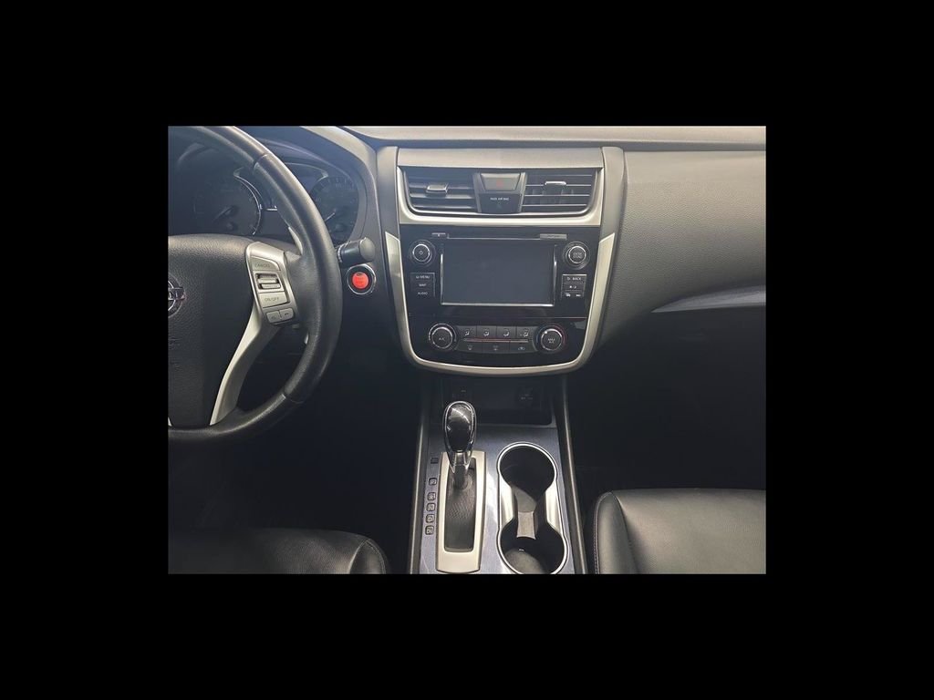 Used 2018 Gray Nissan 2.5 SR image 13