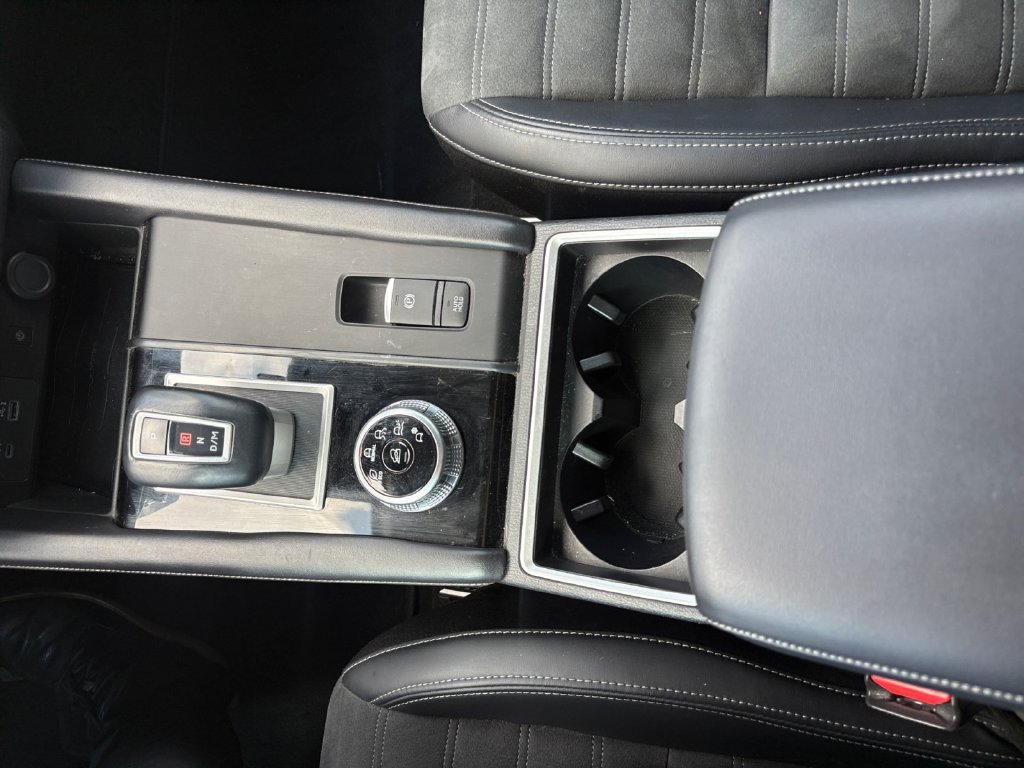 Used 2024 Blue Mitsubishi SE image 15