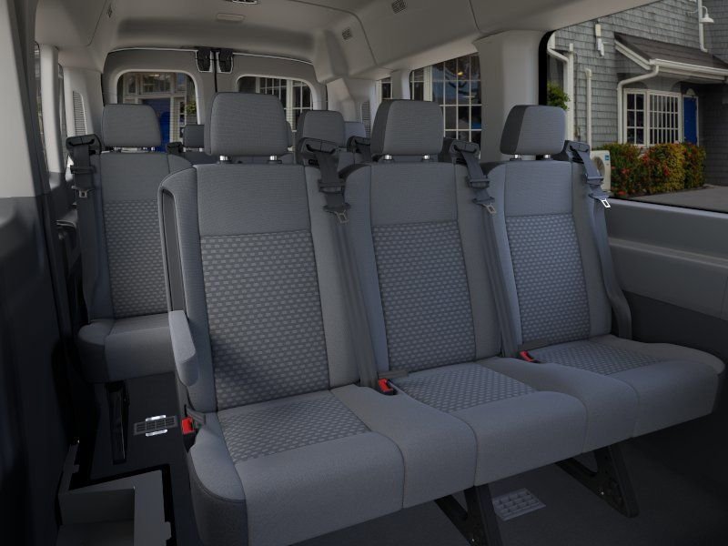 New 2026 Oxford White Ford XLT image 11