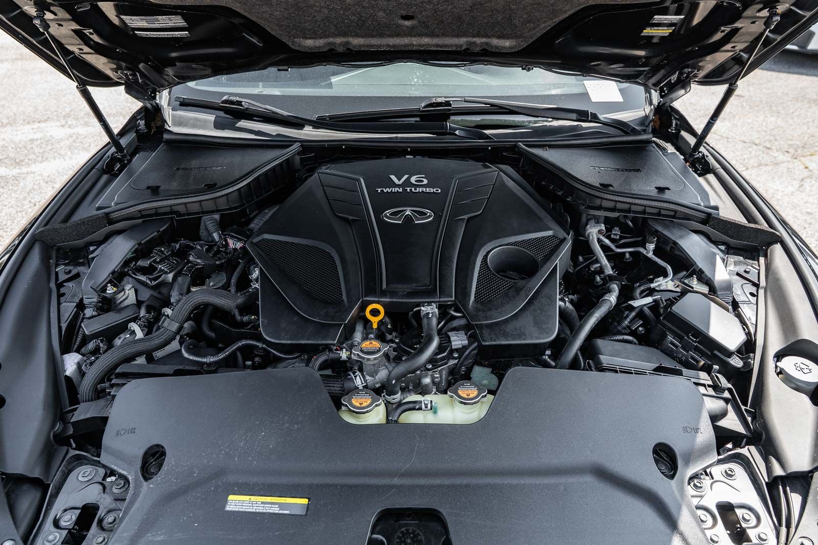 2019 INFINITI Q60 Coupe 16