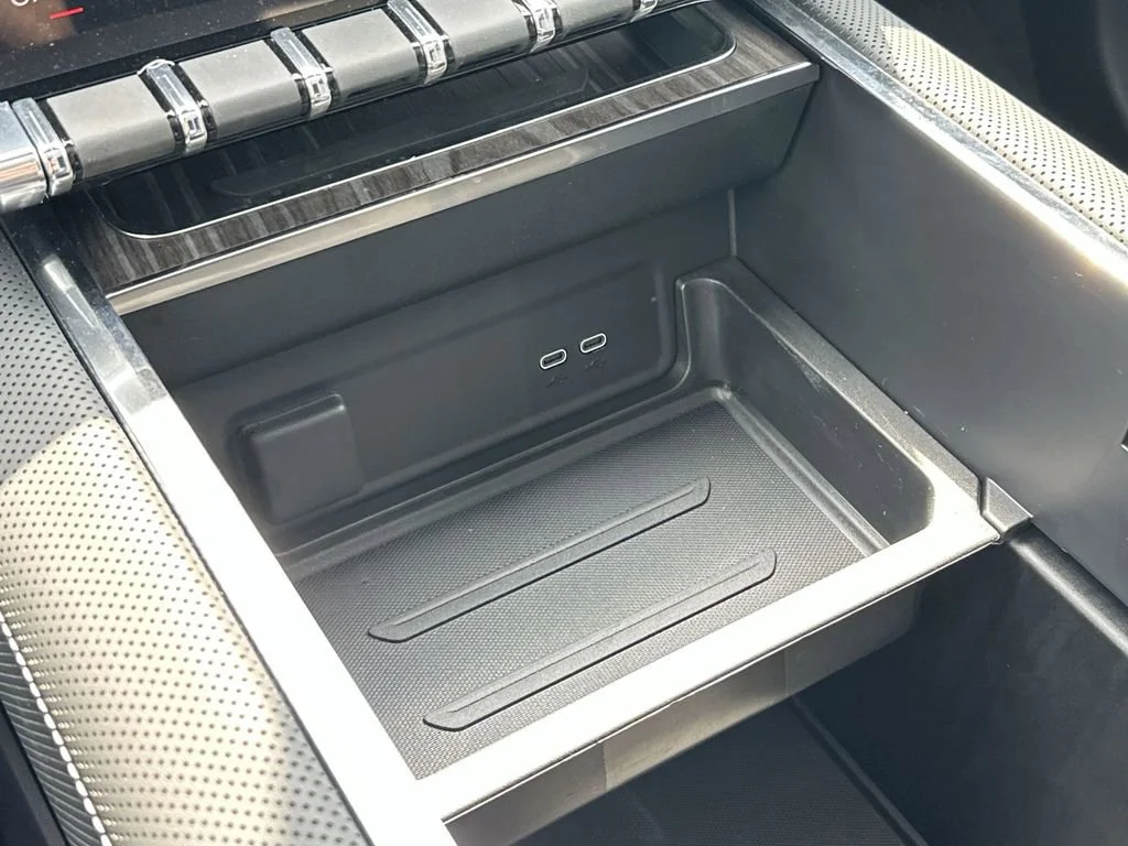 2025 GMC Sierra EV Denali - Photo 24