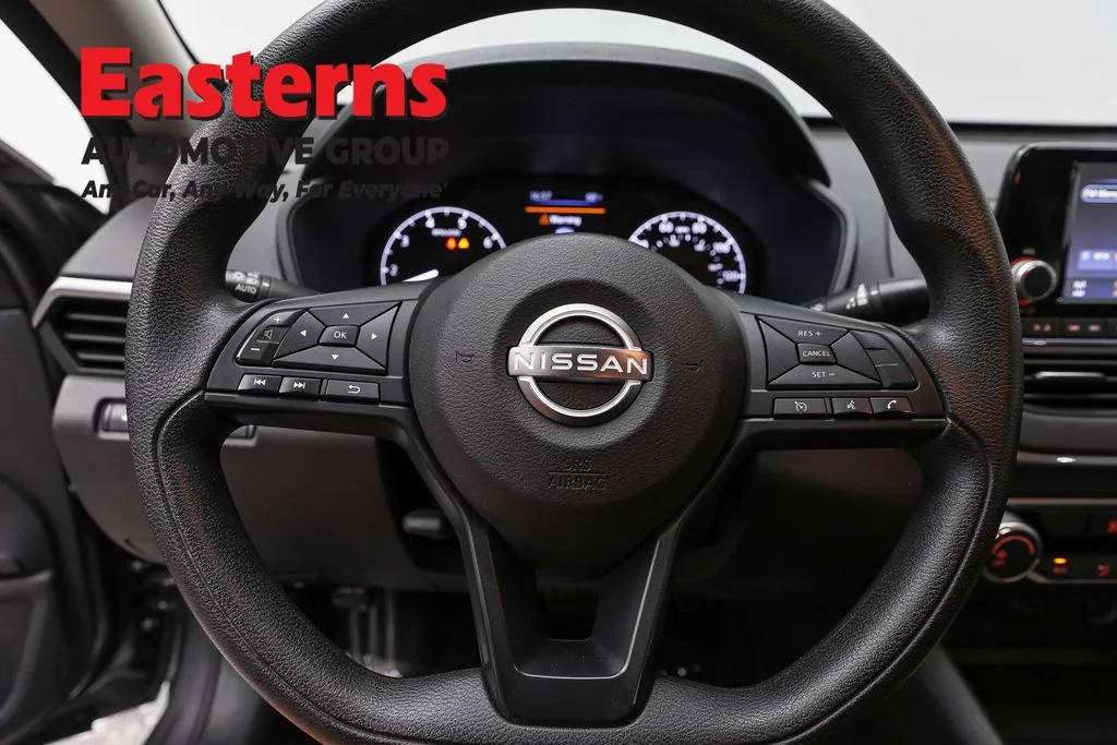 Used 2023 Gray Nissan 2.5 S image 10