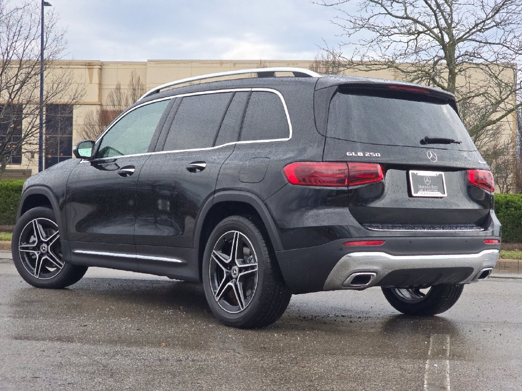 New 2026 Night Black Mercedes-Benz GLB 250 image 53