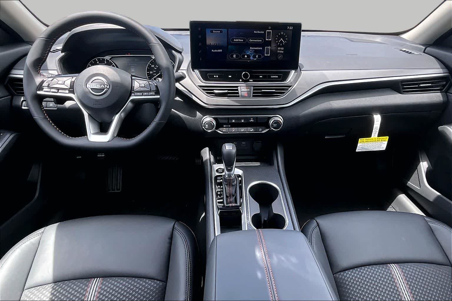 New 2026 Gray Sky Pearl / Super Black Two-tone Nissan SR image 5