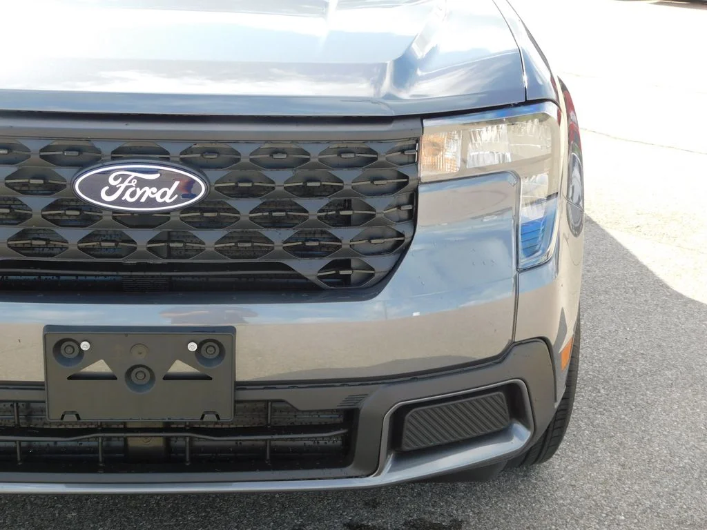 New 2026 Carbonized Gray Metallic Ford XLT image 12
