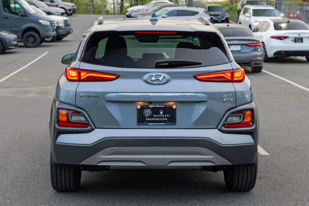 Used 2019 Sonic Silver Hyundai Limited image 6