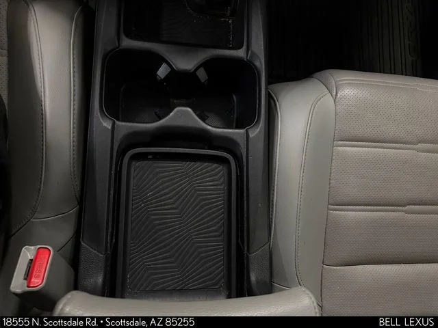 Used 2018 Blue Honda Touring image 15
