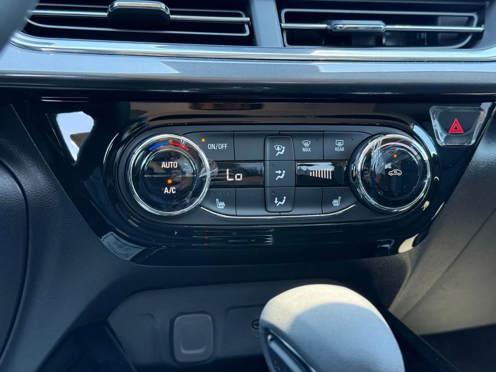 2026 Chevrolet Trax Activ - Photo 21